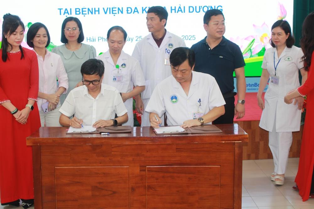 Đoàn công tác Bệnh viện Hữu nghị Việt Đức khảo sát và hỗ trợ đào tạo chuyên môn tại Bệnh viện Đa khoa Hải Dương